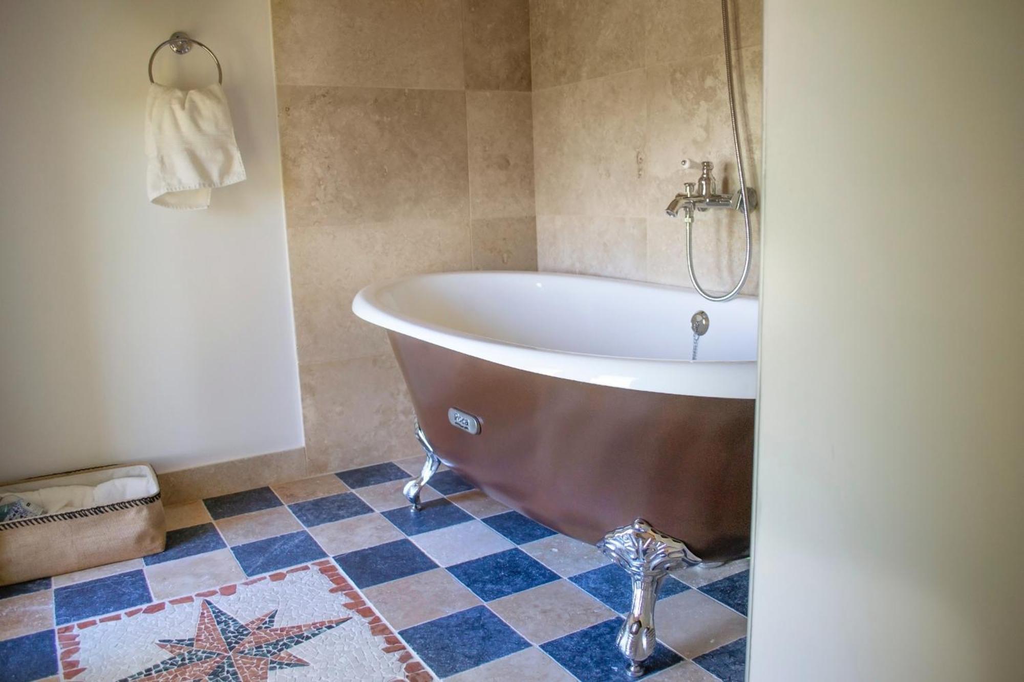 La Reserve Du Chateau De Roques ピュイスガン エクステリア 写真