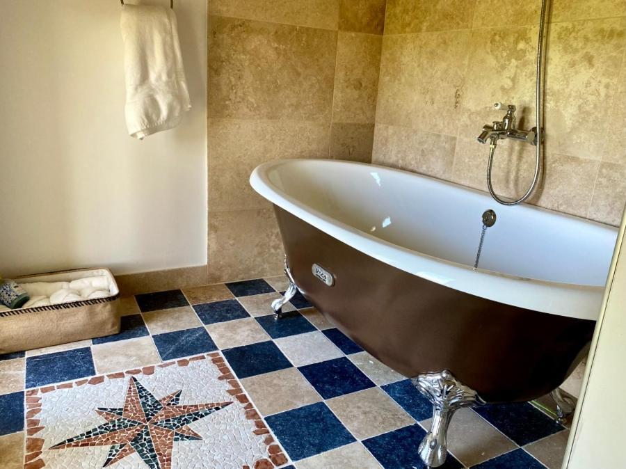 La Reserve Du Chateau De Roques ピュイスガン エクステリア 写真